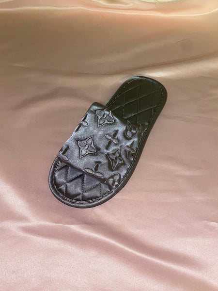 ULTRA LUXE SLIPPERS