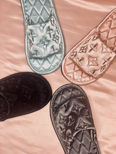 ULTRA LUXE SLIPPERS